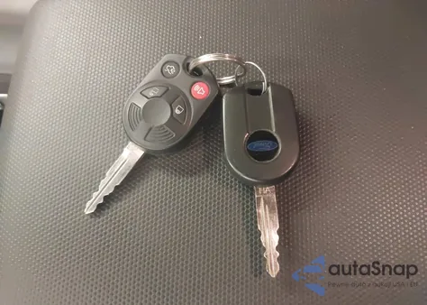 2012 Ford Escape Limited z USA, uszkodzony, nr VIN 1FMCU9E72CKT62179